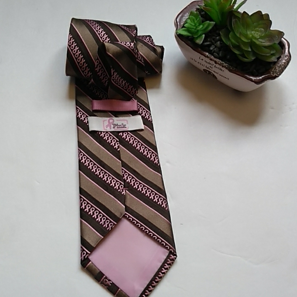 PINK - Picture 4 of 5